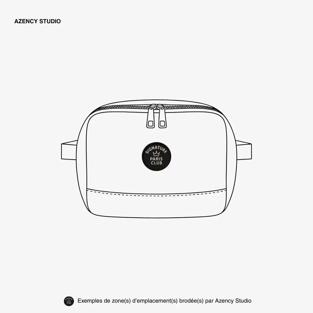 Broderie sur textile, trousse de toilette : logo au centre