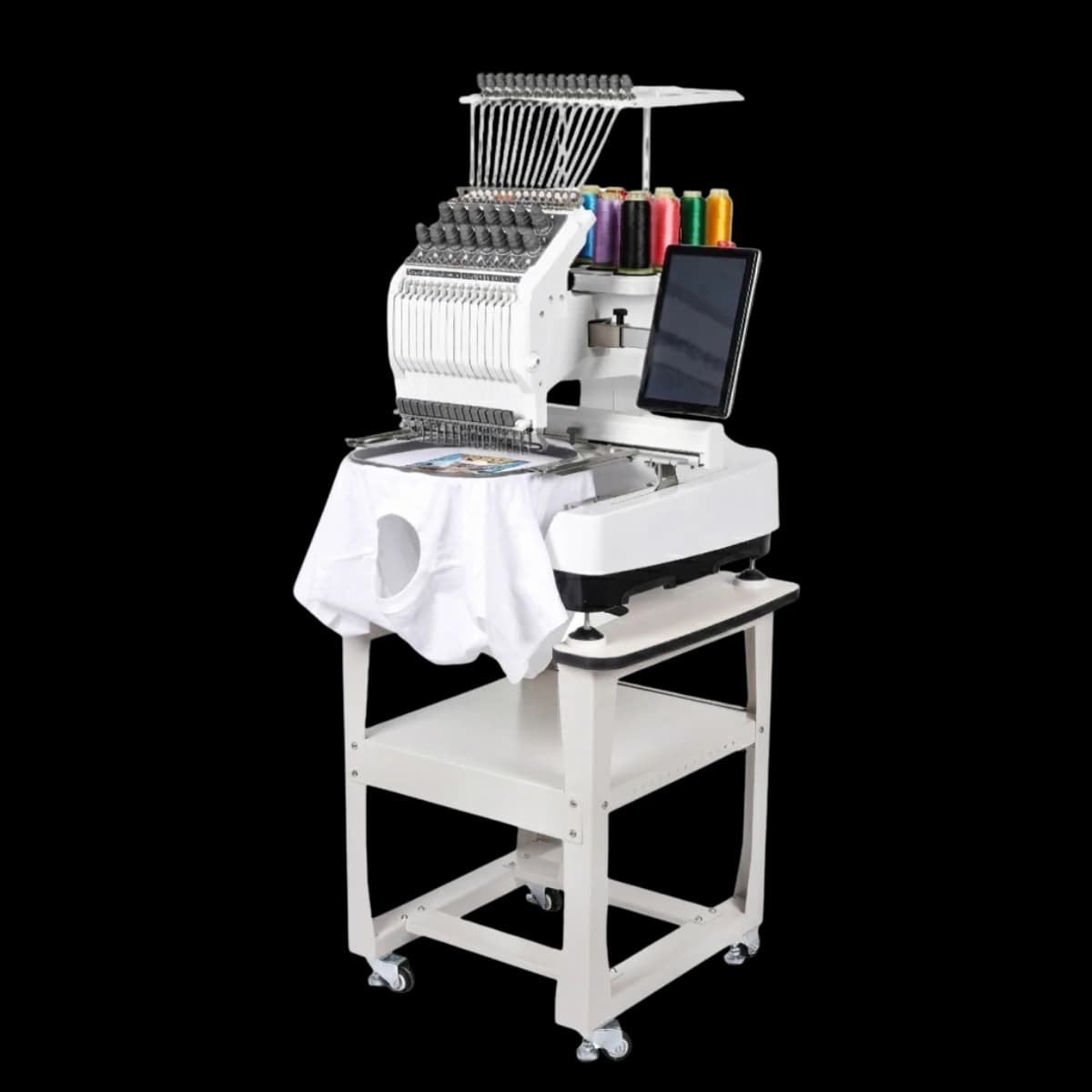 Animation broderie en direct : machine à broder professionnelle