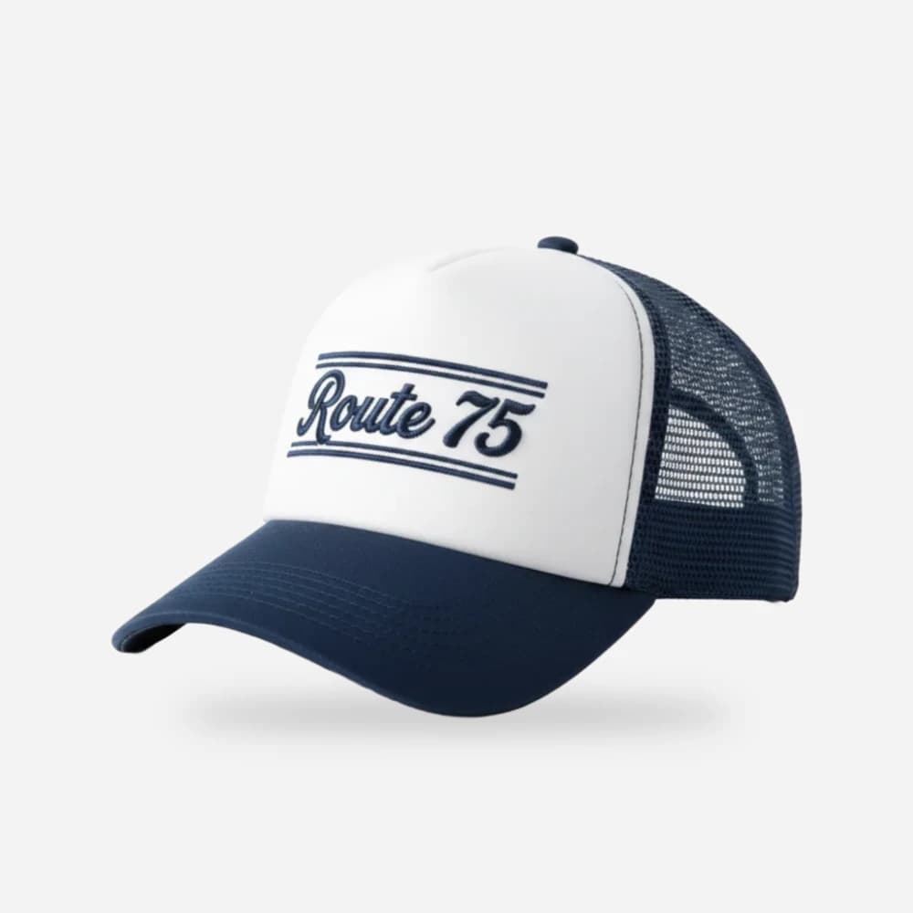 Casquette trucker blanche et marine brodée Route 75, filet au dos
