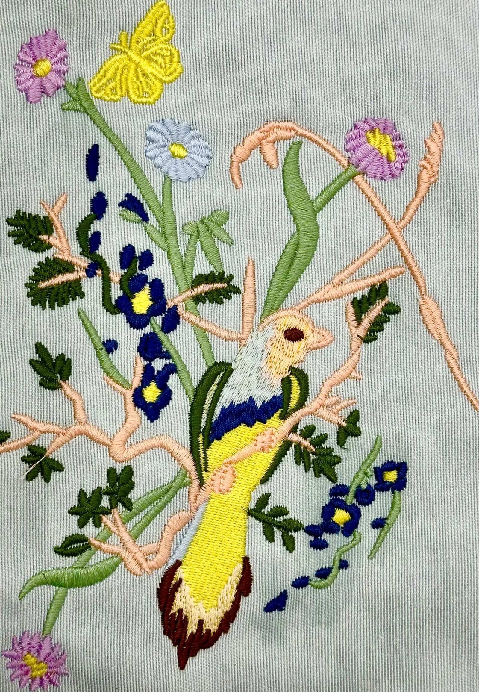 Broderie personnalisée d'une création artistique, oiseau pour Tiffany