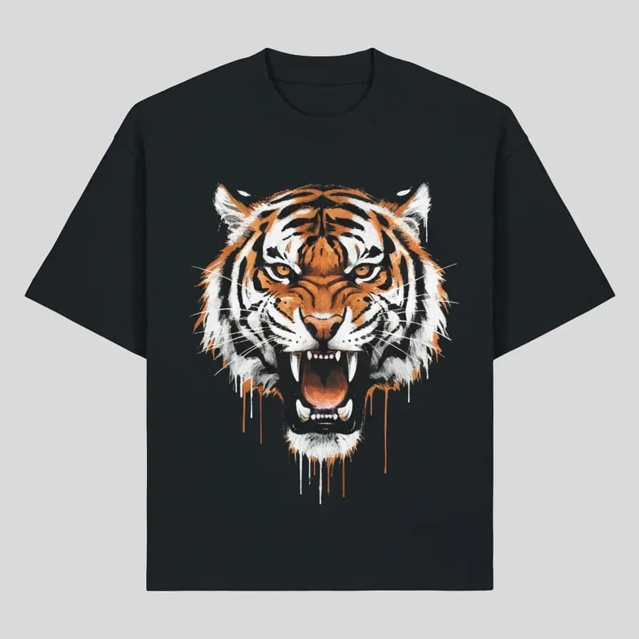 T-shirt personnalisé noir oversize imprimé d'une tête de tigre